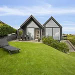 Reinhard - 50m From The Sea By Interhome *
