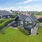 Reinhard - 50m From The Sea By Interhome *